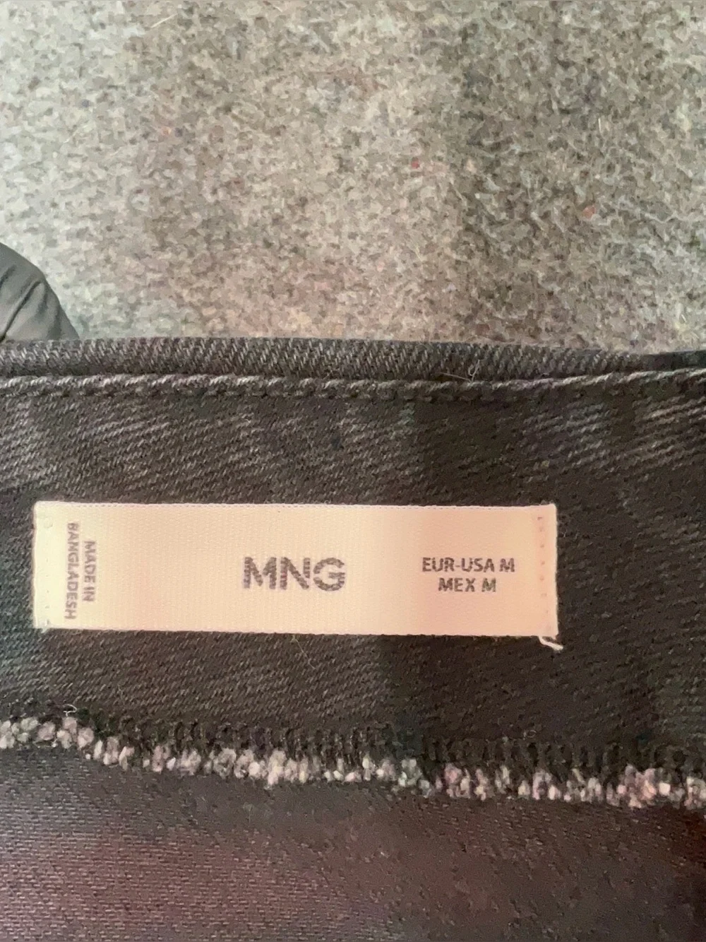 Mango material 100%